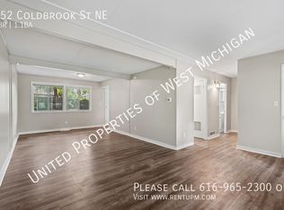 352 Coldbrook St NE, Grand Rapids, MI 49503
