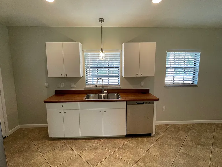 Snyder Dr — Photo 8