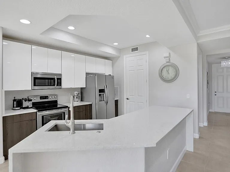 8246 NW 127th Ln #29-C — Photo 10