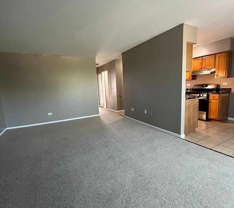 1st image of 111 Pickwick Dr APT E