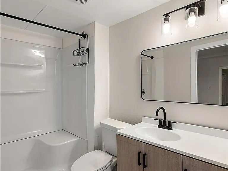 35711 Alfred St — Photo 10