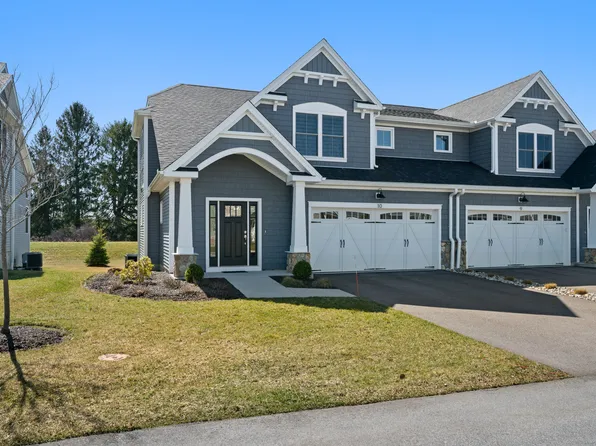 10 Park Avenue #10, Stonington, CT 06340