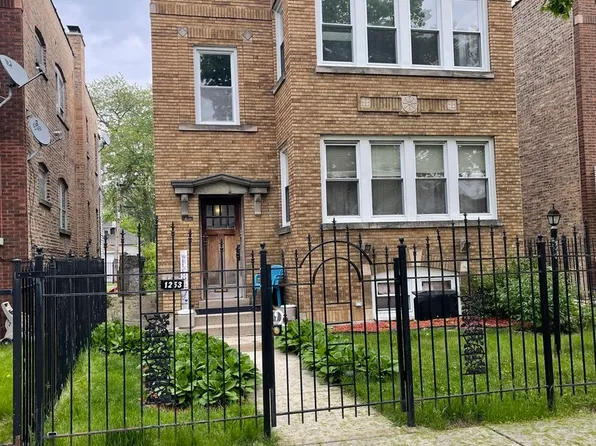 1253 N Menard Ave, Chicago, IL 60651