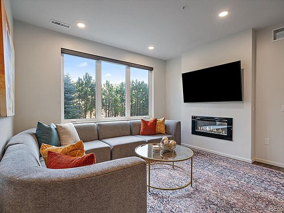 5th image of 31131 Black Eagle Drive #101