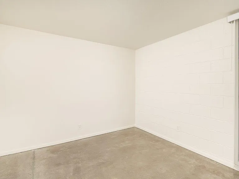 Duo Apartments — Photo 15