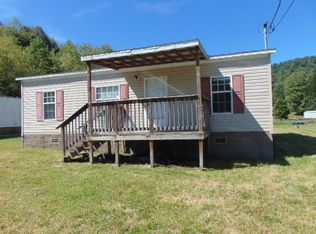 410 Clearwood Ln, Summersville, WV 26651