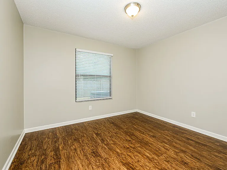 8050 Cumberland Gap Trl — Photo 13