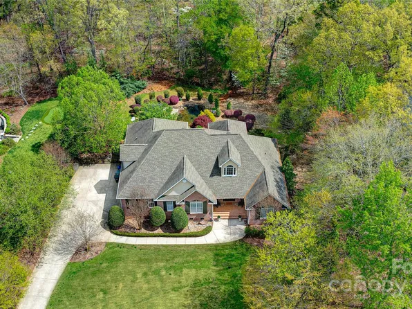 305 Caledonia Way, Waxhaw, NC 28173