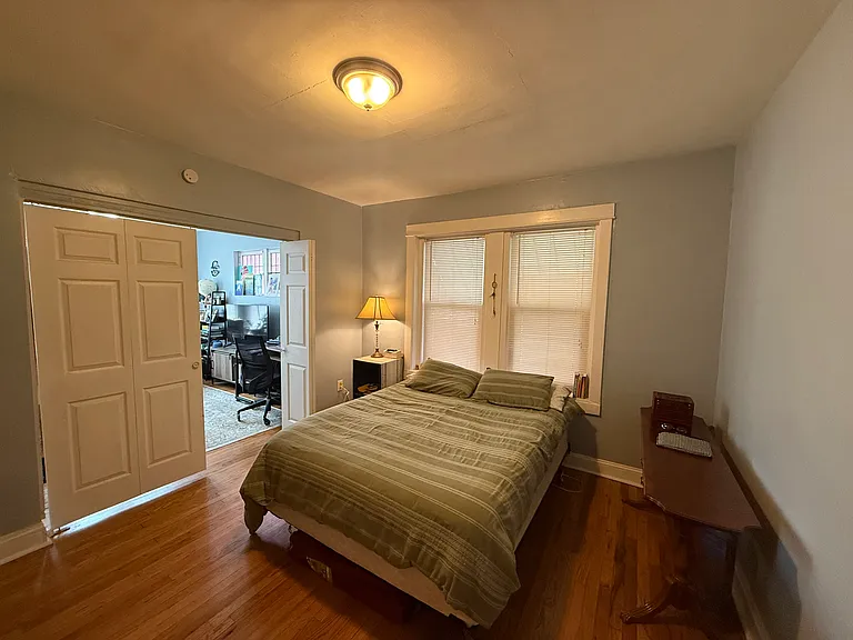 5225 Bancroft Ave — Photo 6