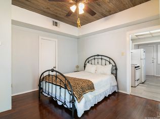 814 W Magnolia Ave, San Antonio, TX 78212