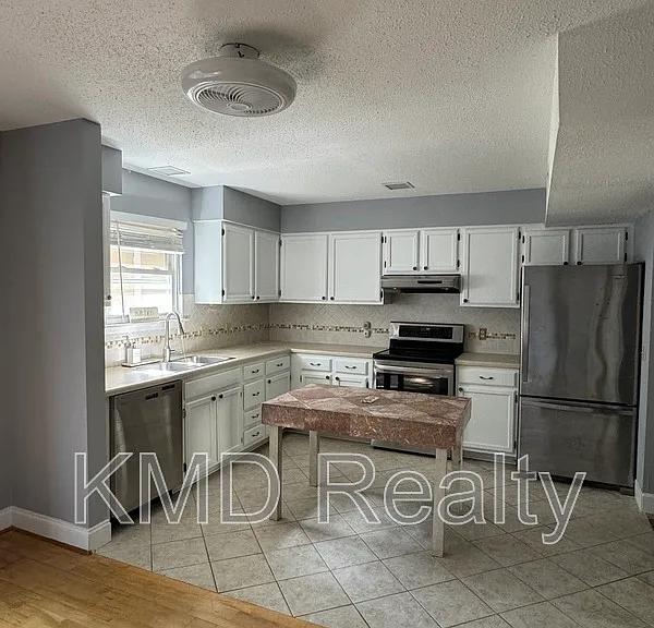 3282 Heathstead Pl — Photo 6