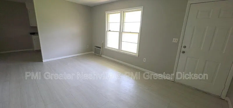 2 bed, 1.0 bath, 780 sqft, $750 — Photo 2