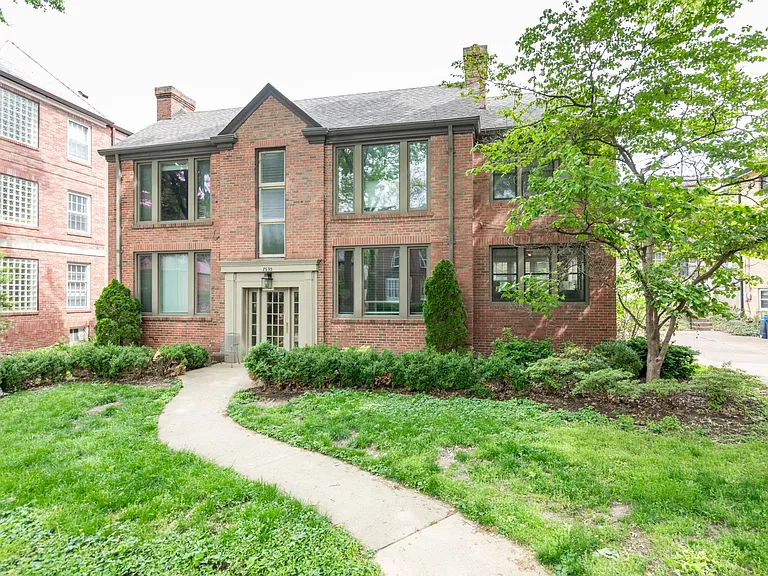 7535 Oxford Dr #2 — Photo 1