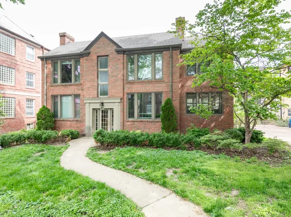 7535 Oxford Dr APT 2, Clayton, MO 63105