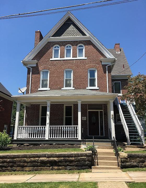 1st image of 423 Delaware Ave APT 2