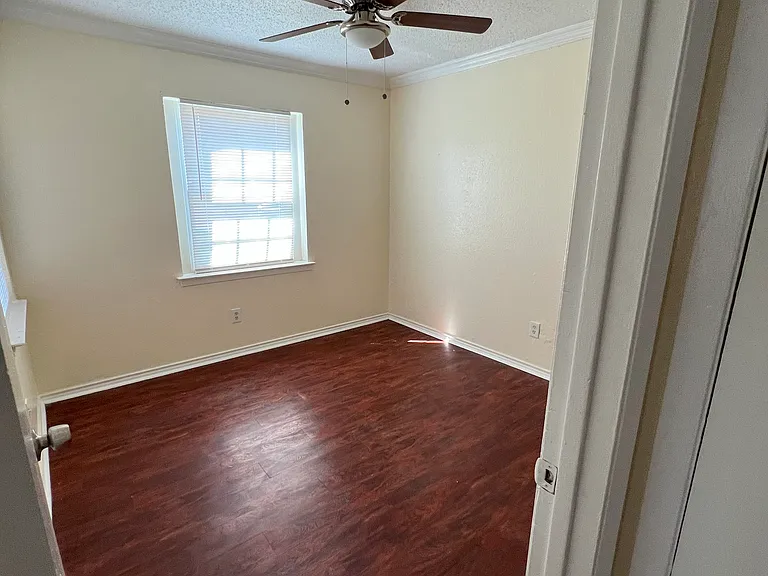 3601 Aloha Cir — Photo 4