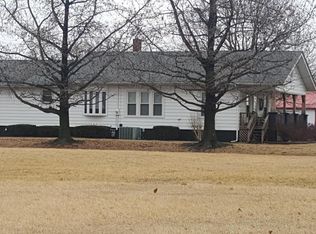 5659 State Route 154, Pinckneyville, IL 62274