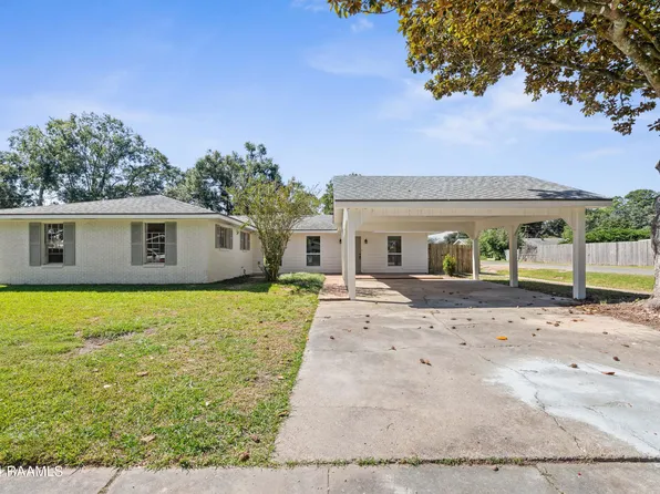 600 Daniel Dr, Lafayette, LA 70503