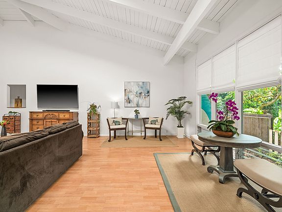 3rd image of 4060 Kaahumanu Pl