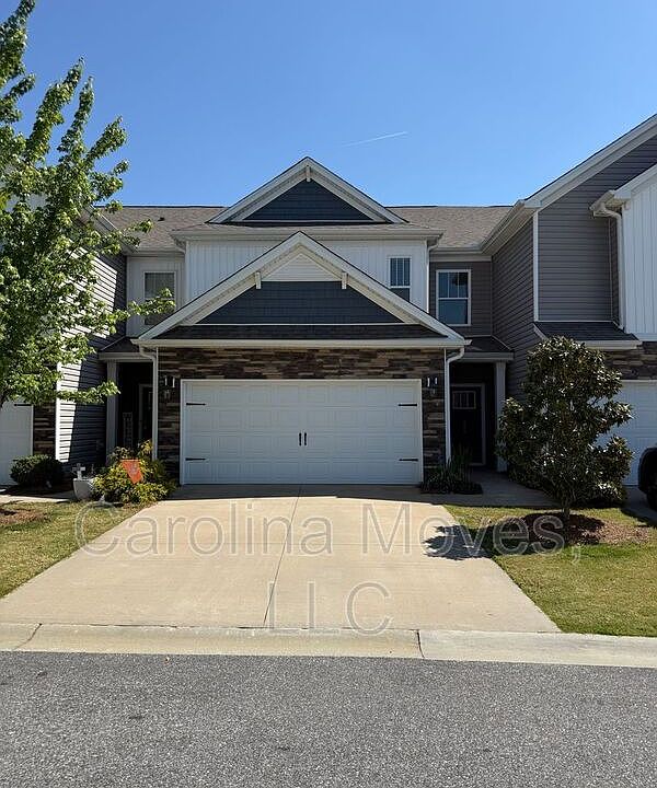 1st image of 555 Yellow Fox Rd