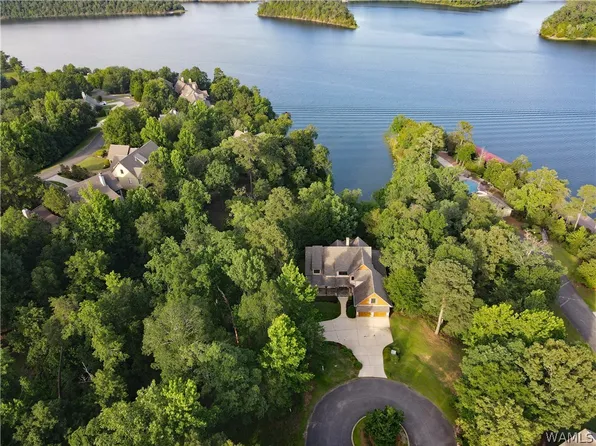 14271 Legacy Cir, Northport, AL 35475