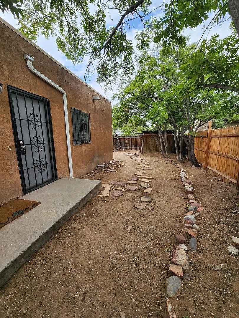 Princeton Drive SE-505 — Photo 1