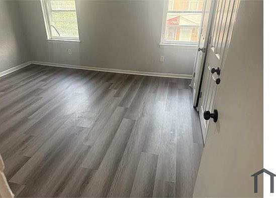 4th image of 255 W Zeralda St
