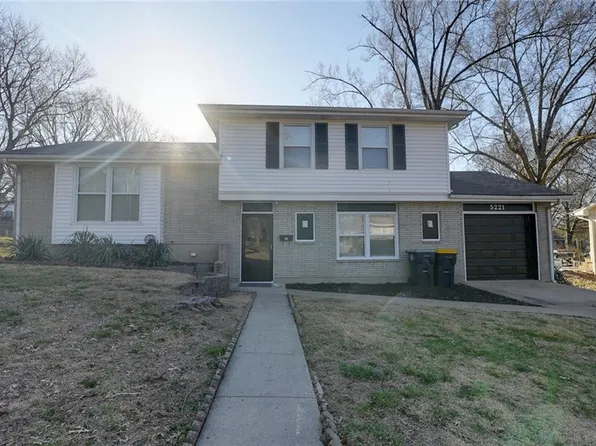 5221 Union St, Kansas City, MO 64133