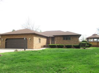 10 13th St, Peru, IL 61354