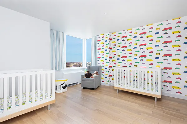 Sold by Compass | media 7