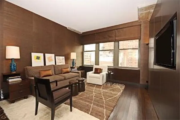 Rented by Mazzeo Real Estate | media 25