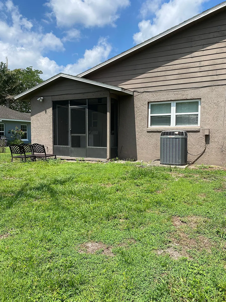 Building Photo - 3137 Albin Ln