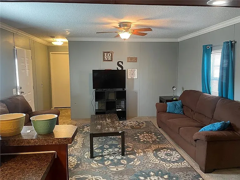 115 Oak Knoll Dr — Photo 6
