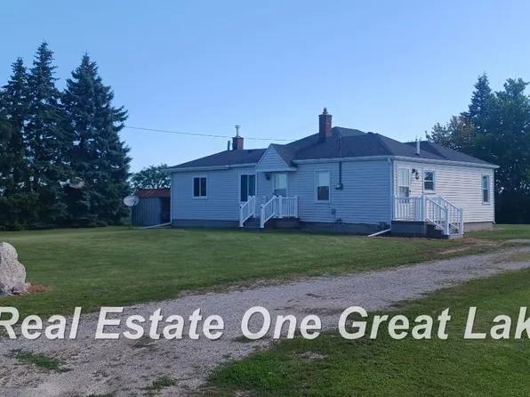 1451 Ruff Rd, Saginaw, MI 48601