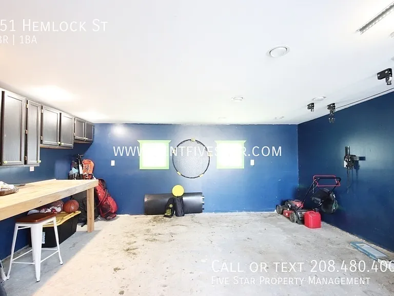 751 Hemlock St — Photo 14