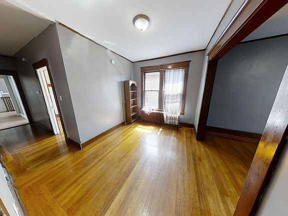 4th image of 547 Morris St #A