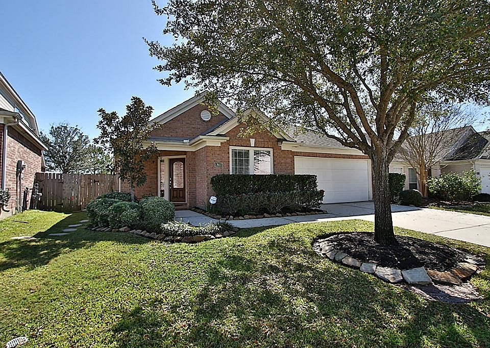1st image of 13607 Barons Lake Ln