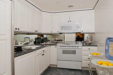 Sold by CitiSuites International Realty