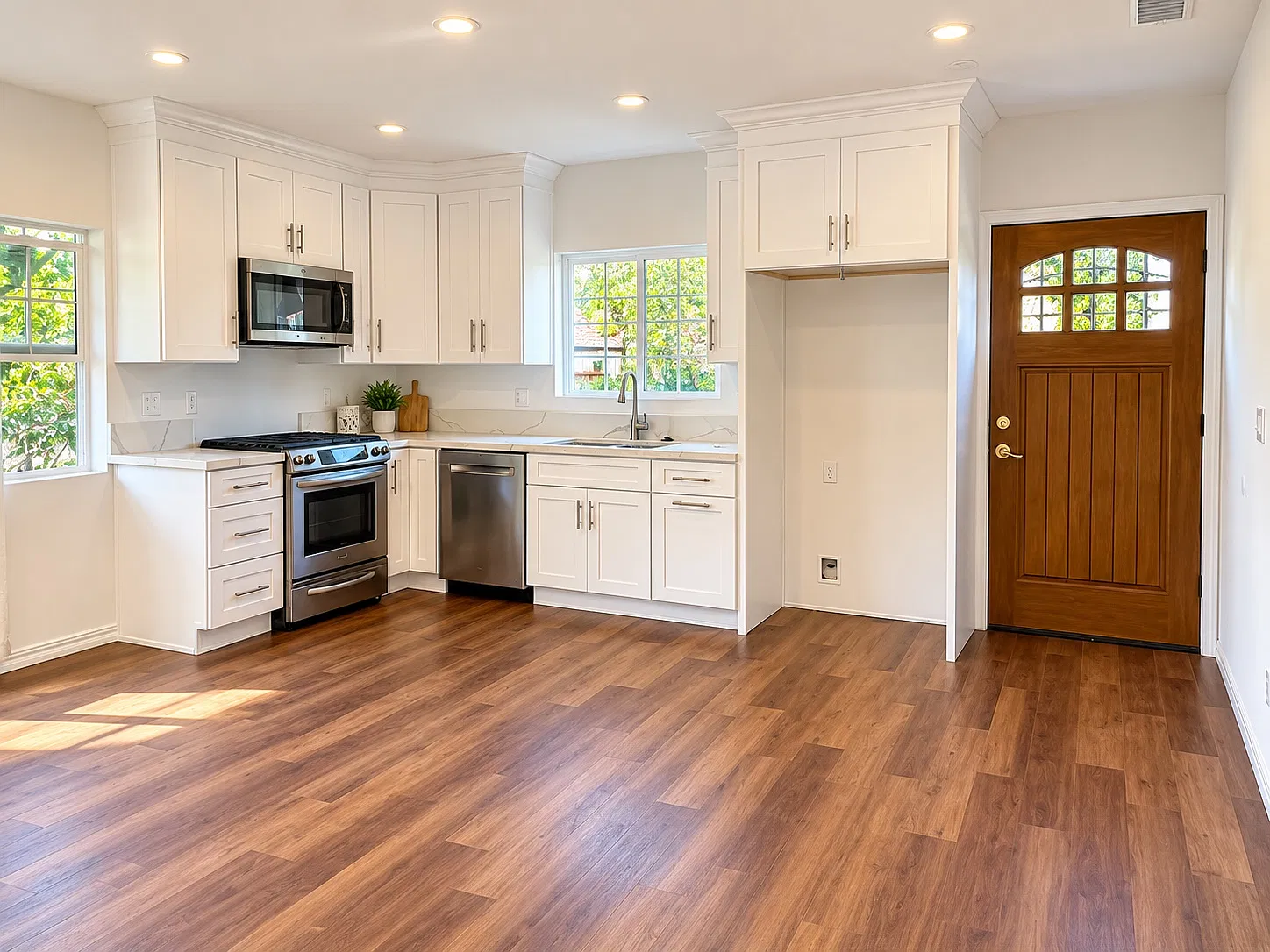 2 bed, 1000 sqft, $3,500 — Photo 2