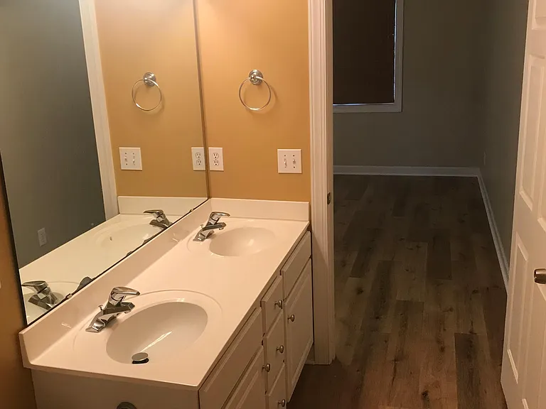 5006 Carleton Dr #95 — Photo 23