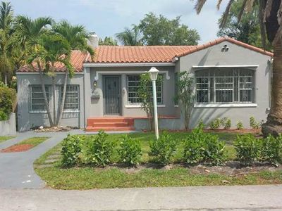 853 NE 72nd St, Miami, FL, 33138