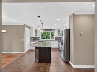 12819 45th St NW, Edmonton, AB T5A2K3