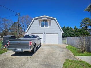102B Meadow Dr, Seneca, SC 29678