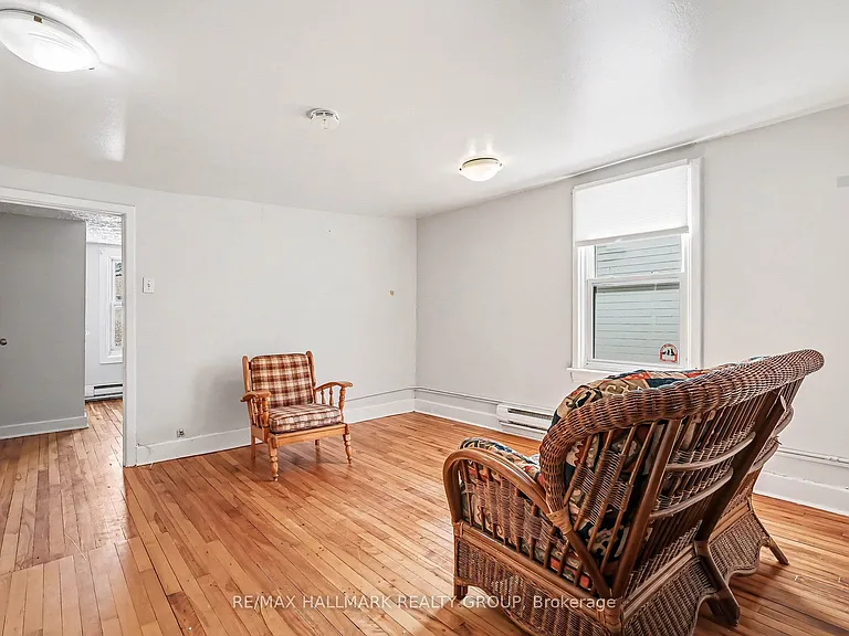 64 Cobourg St #2 — Photo 7