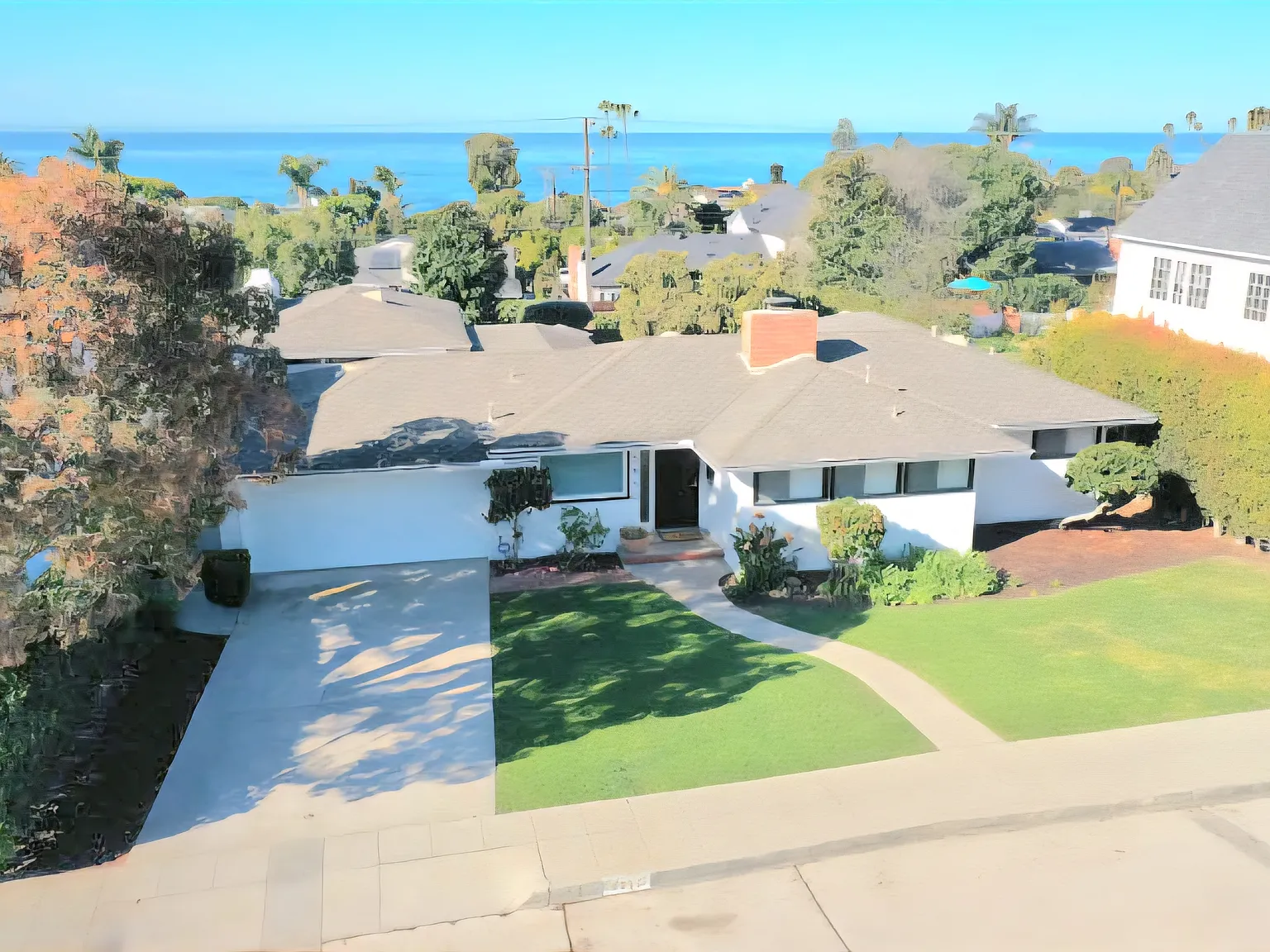 5850 Beaumont Ave — Photo 2