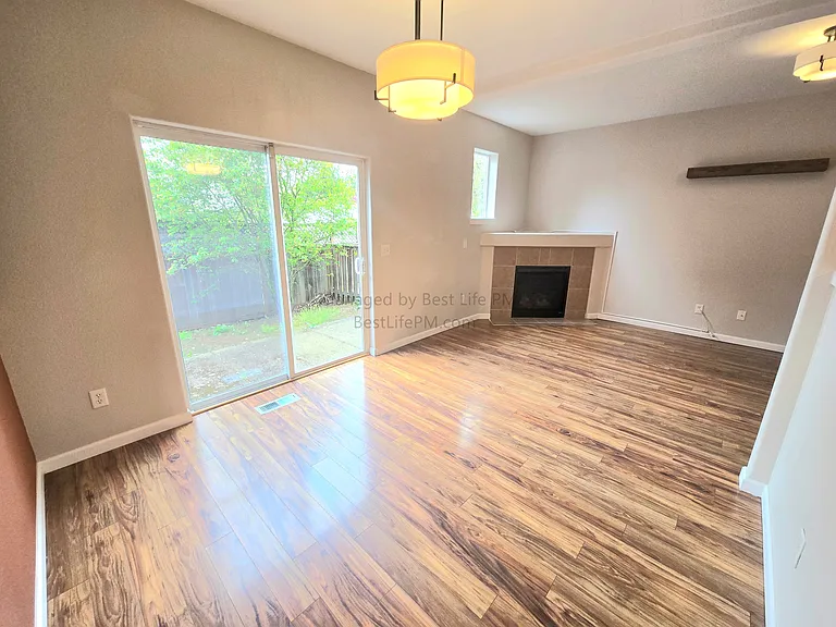 17923 Niks Dr — Photo 11