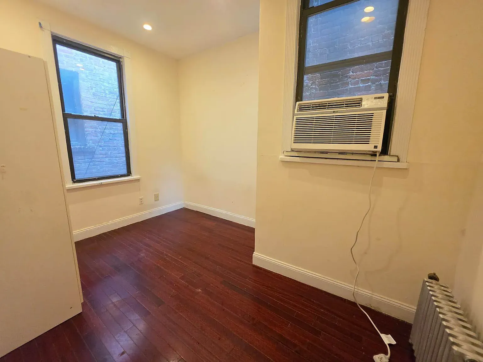 447 East 78th Street — Photo 2