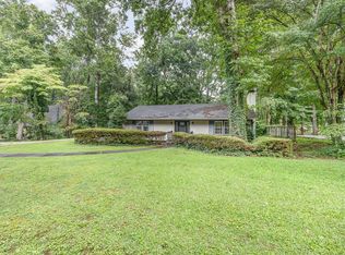 229 Creekwood Dr, Advance, NC 27006