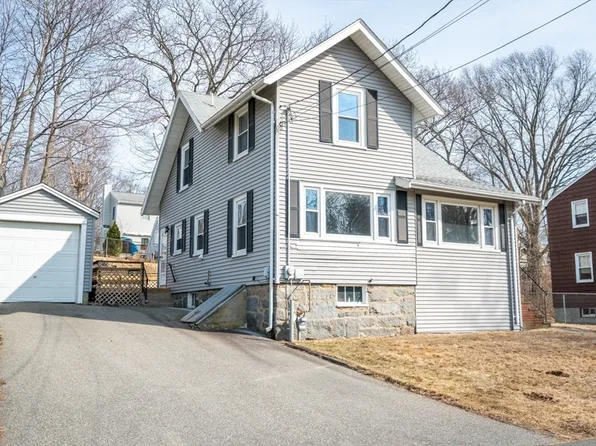 61 Bowditch St, Braintree, MA 02184