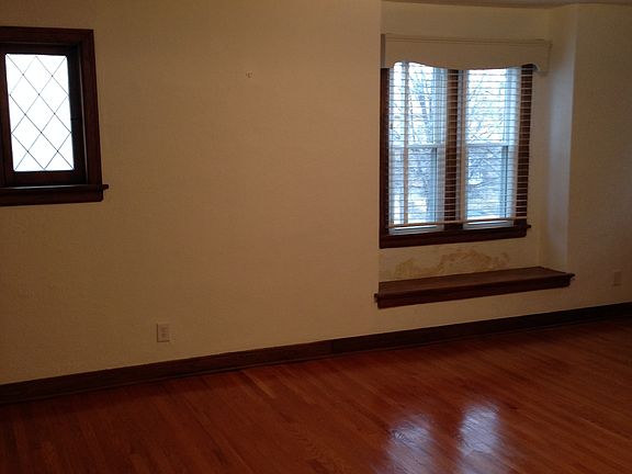 2nd image of 5036 Oleatha Ave